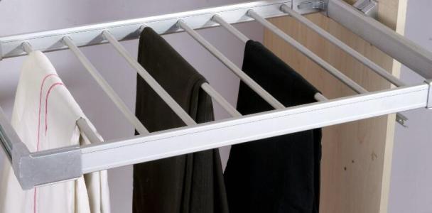 衣柜裤架有哪些作用 衣柜裤架尺寸多少较合适？