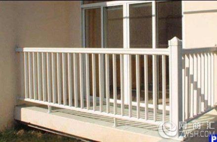 PVC材质阳台护栏的优点