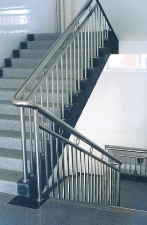 不锈钢楼梯扶手特点是什么?