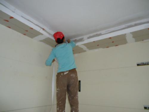 安装纸面石膏板吊顶如何施工_安装纸面石膏板需要注意什么