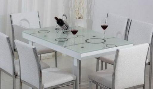 玻璃餐桌特点有哪些 玻璃餐桌修复方法