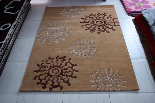 丙纶地毯和腈纶地毯图片