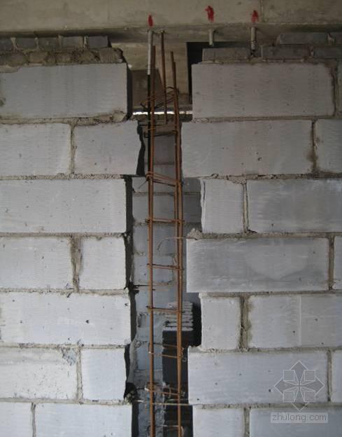 接缝马牙槎主要是为了方便后续砌筑,一般墙体太长的时候,留马牙槎