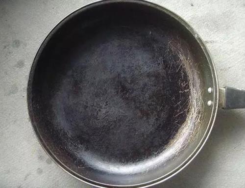 不粘锅涂层材料对人体有害吗 不粘锅涂层吃了有毒吗