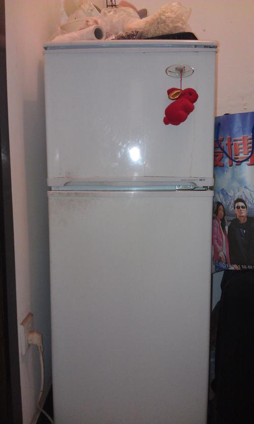 华日老式冰箱图片