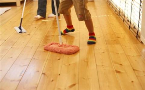 木地板如何保养才可以光亮|实木地板如何清洁保养